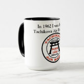 1962年（1962年）に立川空生まれ軍基地にいました。 マグカップ (正面左)
