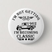 1962生まれ年のヴィンテージ生誕生月贈り物 缶バッジ (正面)