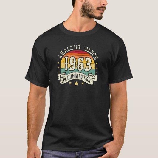 1963年の素晴生まれらしいプラチナ版誕生日 Tシャツ (正面)
