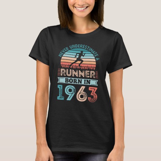 1963生まれ年60誕生日ギフトパパのランナー Tシャツ (正面)