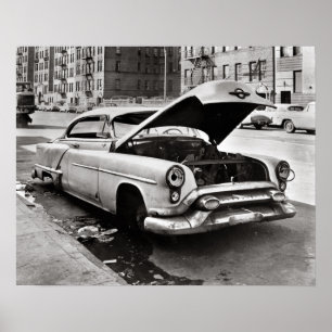 1964年、放置された自動車。ヴィンテージ写真 ポスター