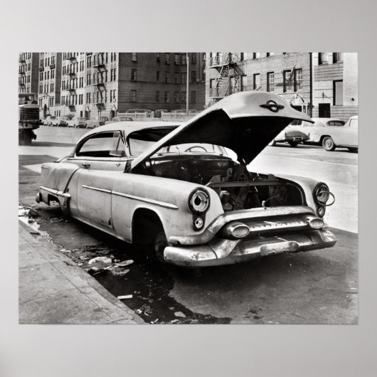 1964年、放置された自動車。ヴィンテージ写真 ポスター (正面)