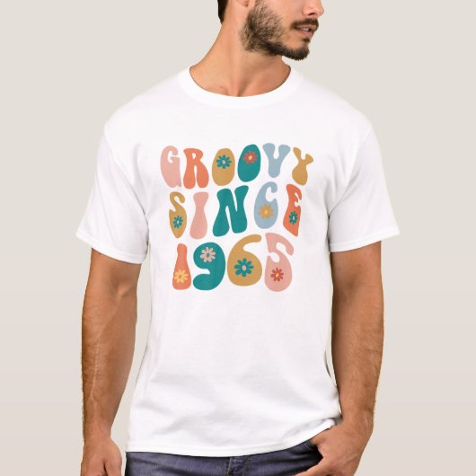 1965年からGroovy 57番目の誕生日ヒッピースタイル57アイ Tシャツ (正面)