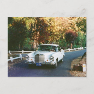 1965年のベンツ220SEbのクーペのクラシック車 ポストカード