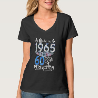 1965年生まれ 花 60歳 誕生日 お祝い 女性 Tシャツ