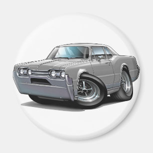 1967年のOldsのカットラスの灰色車 マグネット