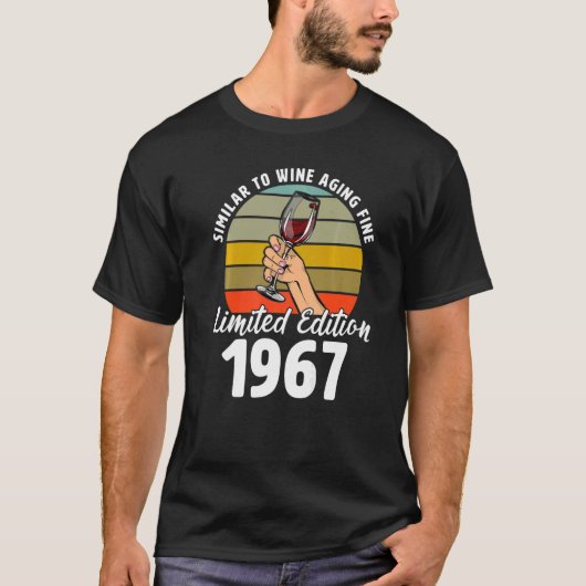 1967年55素晴らしレトロのワ生まれイン熟成に似た Tシャツ (正面)