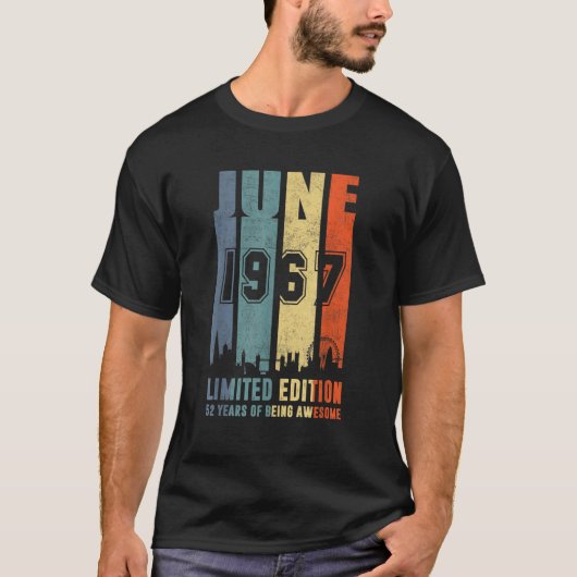 1967年6月52日1967年1967年誕生日ギフトT Shi Tシャツ (正面)