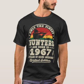 1967素晴らし年の鹿の狩り56位にハンター達がいる Tシャツ
