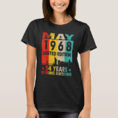 1968素晴らし年5月以来54番目の誕生日ヴィンテージレトロ Tシャツ (正面)