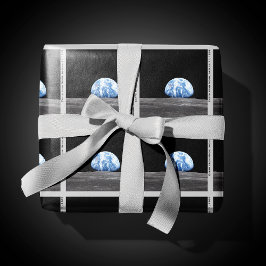 1969年アポロ11号、月の上を昇る地球 ラッピングペーパー