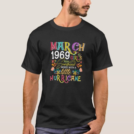 1969年3月女の子はおもしろい太陽53歳B Tシャツ (正面)