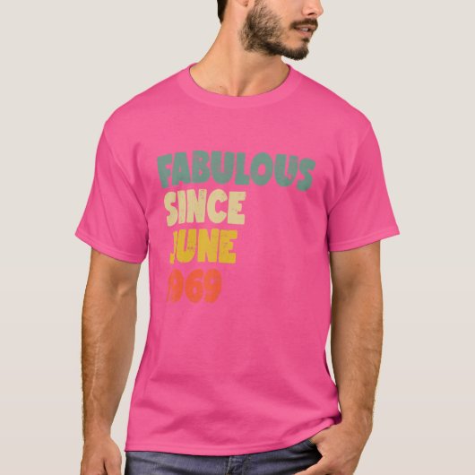 1969年6月以来の素晴らしい男の子の男の子の女の子 Tシャツ (正面)