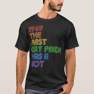 1969年、最初のゲイプライドは暴動のプレミアムだった Tシャツ