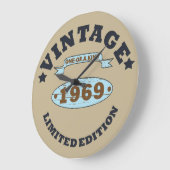 1969生まれ年のヴィンテージ誕生日ギフト ラージ壁時計 (傾斜)