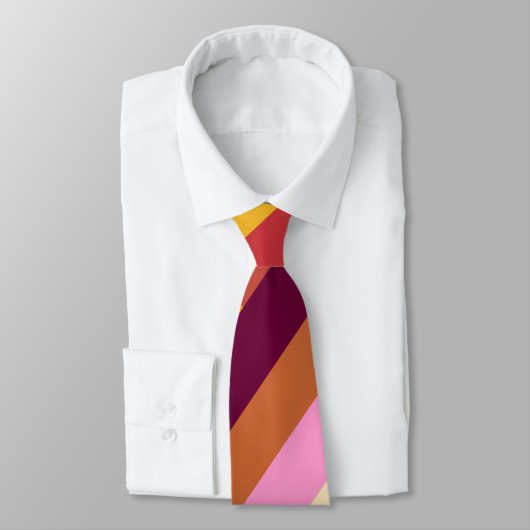 1970年代ピーク ネクタイ (タイ)