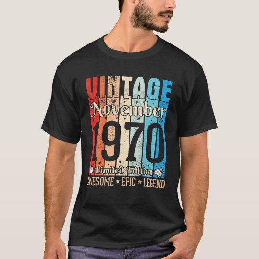 1970年11生まれ月の黒人女性の黒女王 Tシャツ (正面)