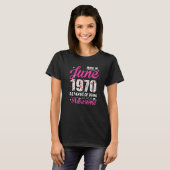 1970年6月以素晴らし降52誕生日フローラ Tシャツ (正面フル)