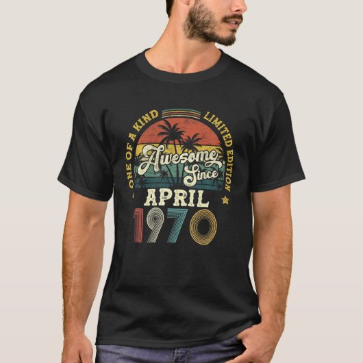 1970素晴らし年4月以来ヴィンテージ52番目の誕生日のGif Tシャツ (正面)