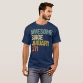 1971年1月以来グルーヴィーでレトロな素晴らしさのお友達 Tシャツ (正面フル)