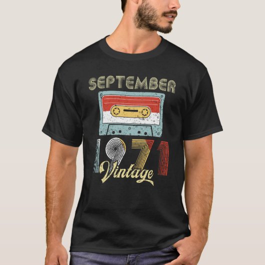 1971年9月のヴィンテージの誕生日のカセットテープ Tシャツ (正面)