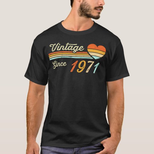 1971生まれ年の誕生日女子 Tシャツ (正面)