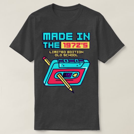 1972年代のカセットテープにレトロされる Tシャツ (デザイン正面)