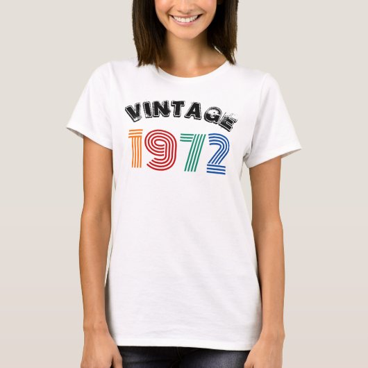 1972年生まれの52歳の誕生日 Tシャツ (正面)