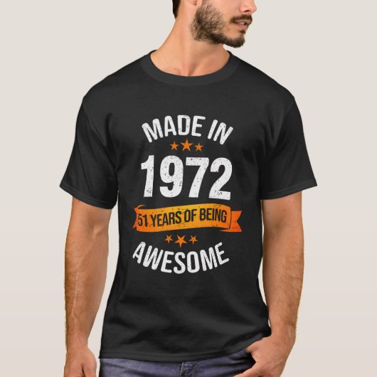 1972年51歳素晴らしの誕生日で51歳 Tシャツ (正面)