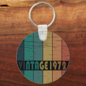 1972生まれ年のヴィンテージ誕生日ギフト キーホルダー (正面)