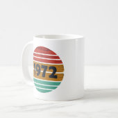 1972生まれ年のヴィンテージ誕生日ギフト コーヒーマグカップ (正面左)