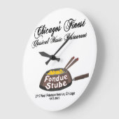 〒1972-2023イリノイ州シカゴ市フォンデュ・スチュベ ラージ壁時計 (傾斜)