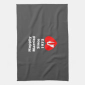 1973年以来幸福に結婚した キッチンタオル (縦)