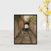 1973生まれ年の誕生日おもしろい事実 カード (黄色い花)