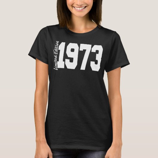 1973 49誕生日女性男性 Tシャツ (正面)