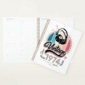 1974年のヘッドフォン以降のヴィンテージ プランナー手帳 (ディスプレー)