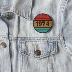 1974生まれ年のヴィンテージ誕生会 缶バッジ