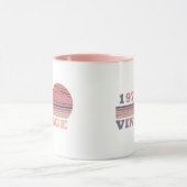 1974生まれ年のヴィンテージ誕生日ギフト マグカップ (中央)