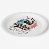 1975年のヘッドフォン以降のヴィンテージ ペーパープレート (アングル)