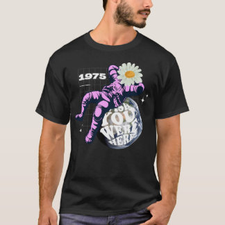 1975年ヴィンテージ宇宙飛行士のポスターデザイン Tシャツ