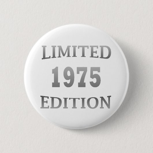1975年生まれの誕生日限定版 缶バッジ (正面)