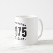1975年 クラシックな誕生年 コーヒーマグカップ (正面右)