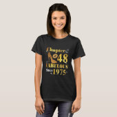 1975生まれ年のシャツ,75生まれ人の女のT,ヴィンテージ1975 Tシャツ (正面フル)