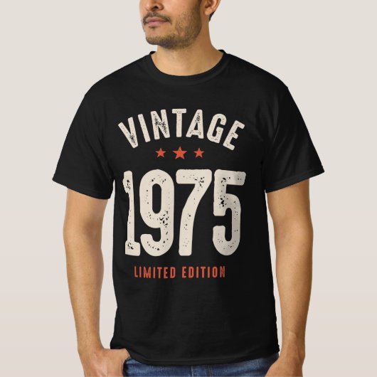 1975生まれ年のヴィンテージ – 第47回誕生日レトロクラシック Tシャツ (正面)