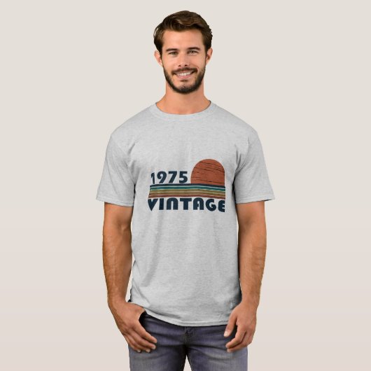 1975生まれ年ヴィンテージ50歳の誕生日ギフト Tシャツ (正面フル)
