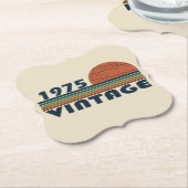 1975生まれ年ヴィンテージ50歳の誕生日パーティー ペーパーコースター (アングル)
