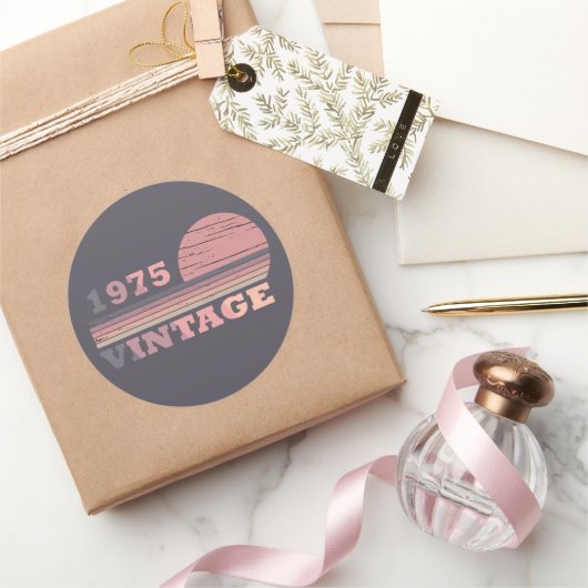 1975生まれ年ヴィンテージ50歳の誕生日パーティー ラウンドシール (ギフト)