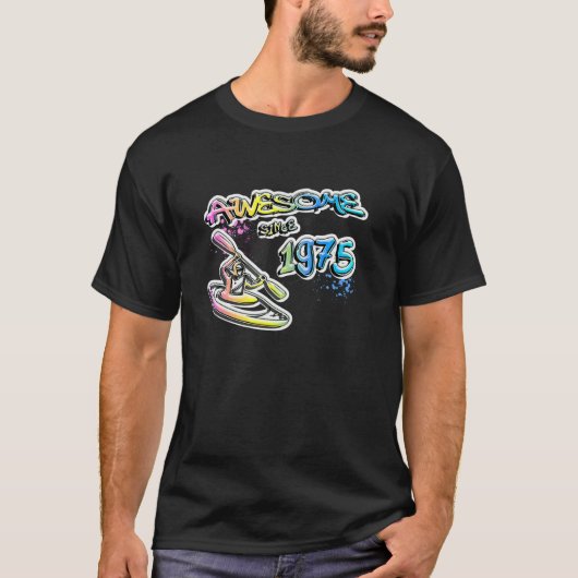 1975素晴らし年からカヤックKayaker Graffiti Tシャツ (正面)