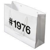 1976ハッシュタグ49年誕生日記念日 ラージペーパーバッグ (正面アングル)