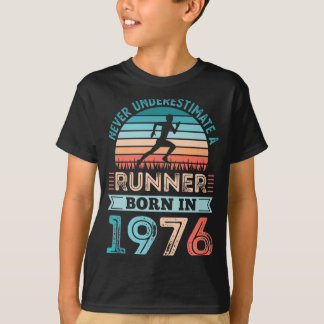 1976年生まれの男性ランナー 50歳の誕生日 ランニング Tシャツ